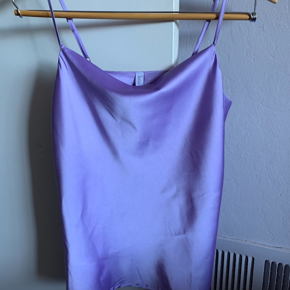 NEW PURPLE SILK TOP!! - Picture 3 of 4